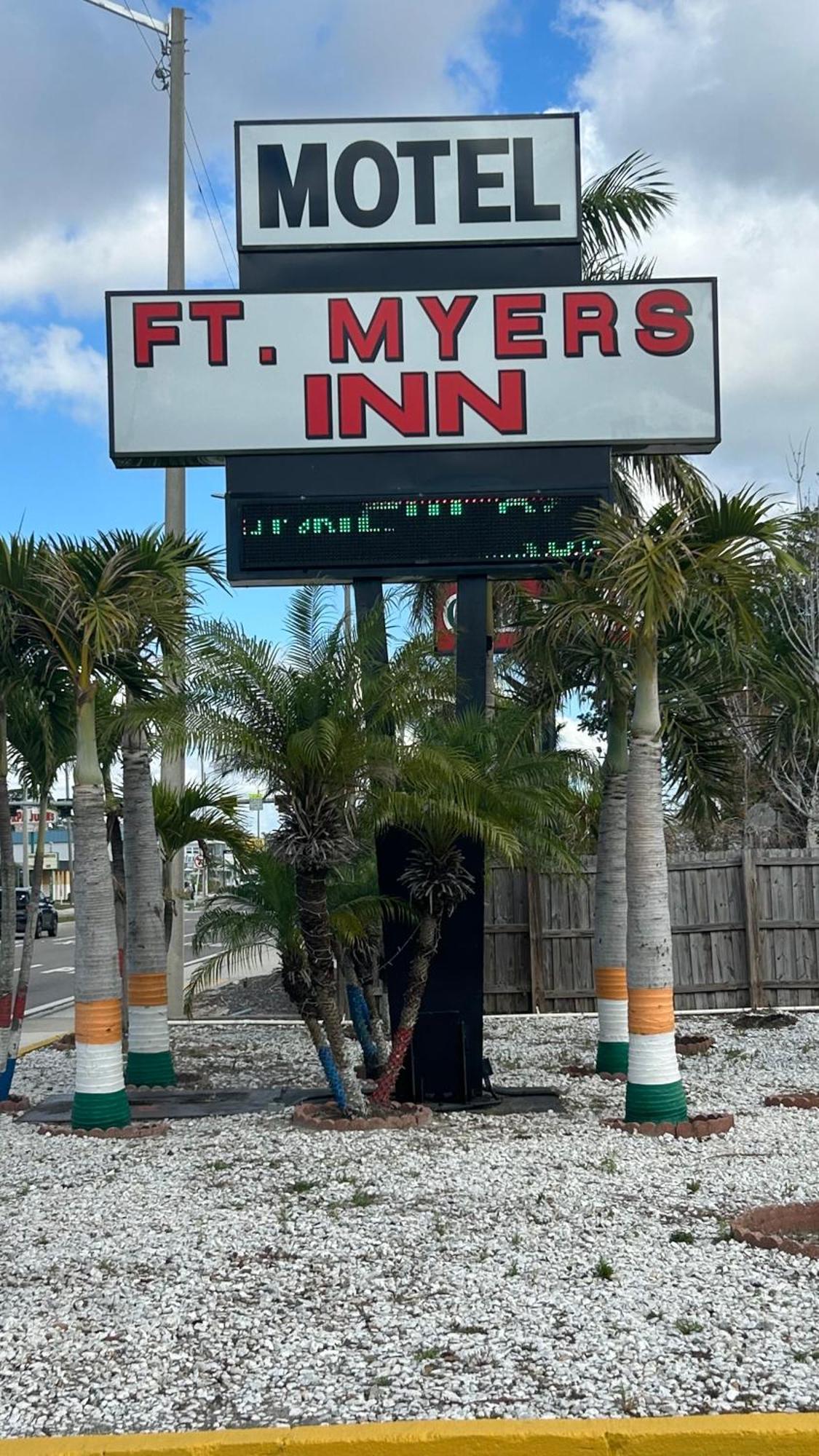 Fort Myers Inn מראה חיצוני תמונה
