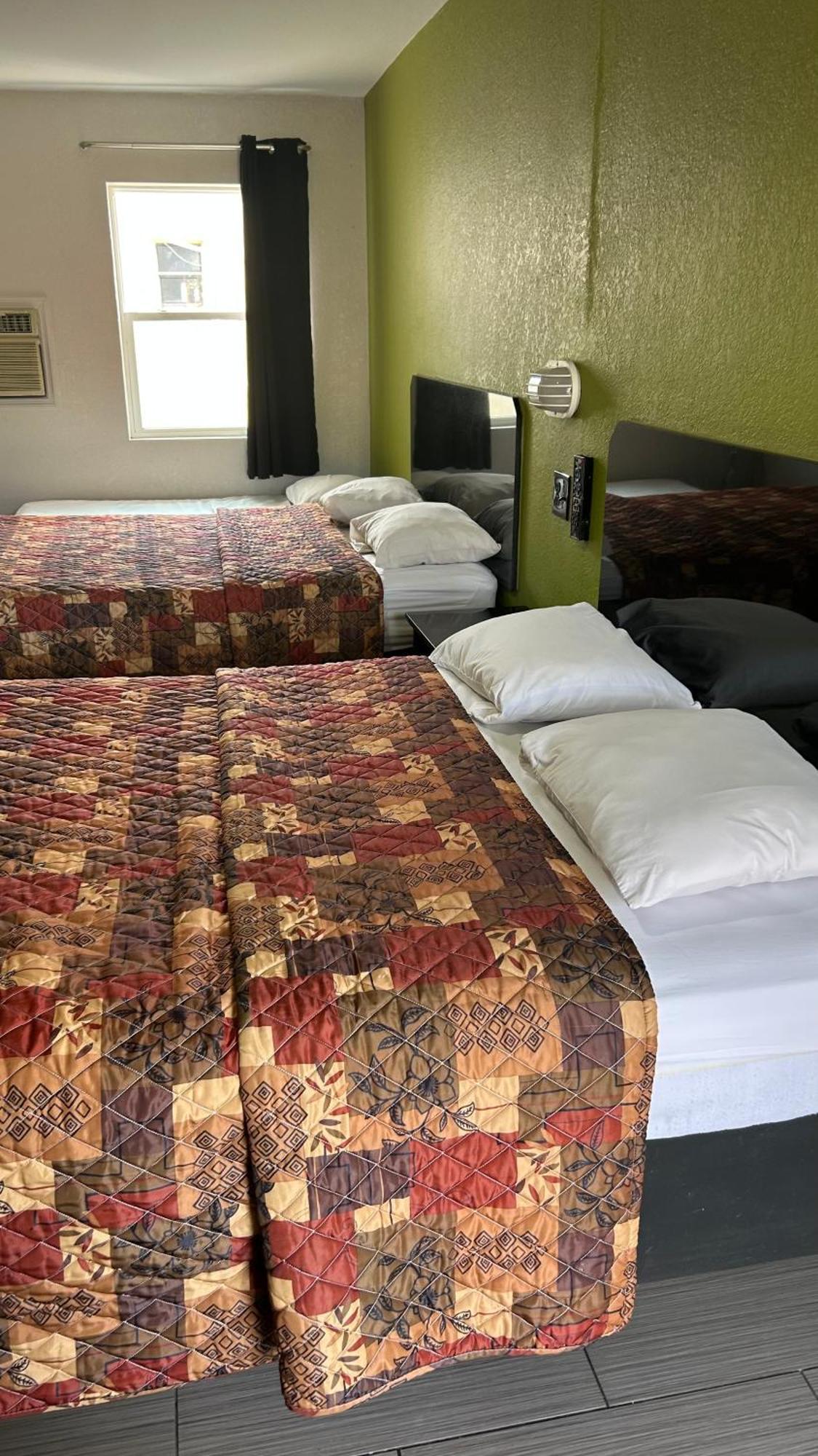 Fort Myers Inn מראה חיצוני תמונה