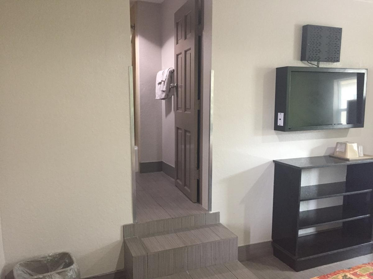 Fort Myers Inn מראה חיצוני תמונה