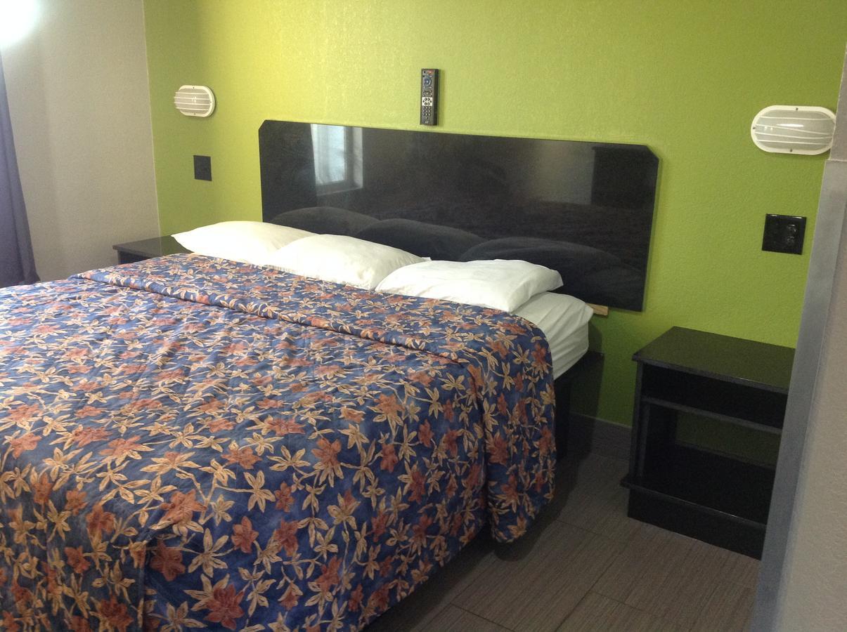Fort Myers Inn מראה חיצוני תמונה
