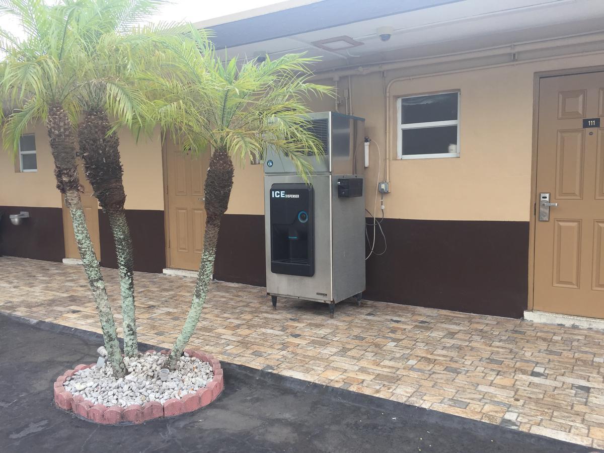 Fort Myers Inn מראה חיצוני תמונה